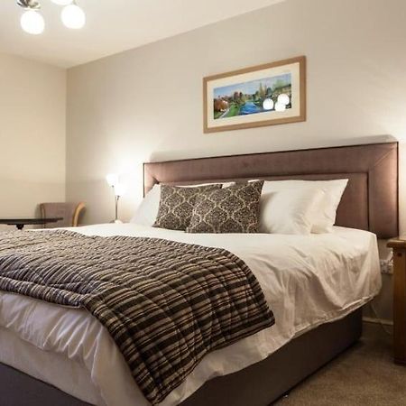 نيوتاون Parkers House Bed & Breakfast المظهر الخارجي الصورة