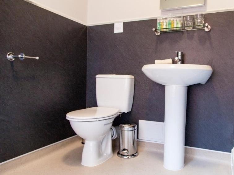 نيوتاون Parkers House Bed & Breakfast الغرفة الصورة