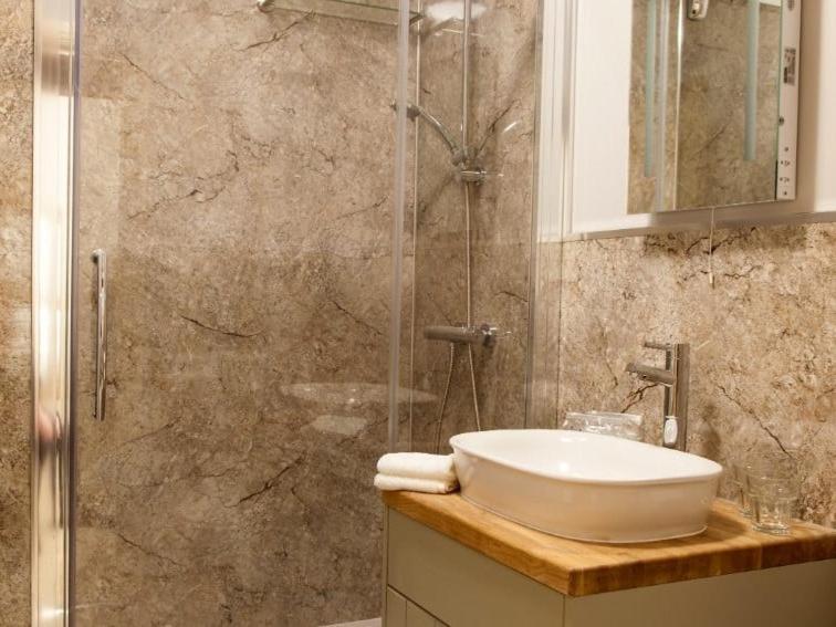 نيوتاون Parkers House Bed & Breakfast الغرفة الصورة